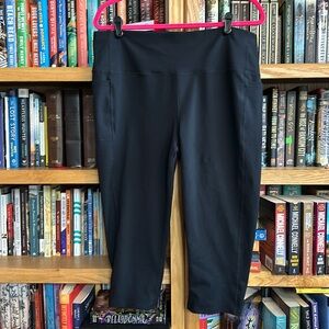 Skechers workout Capri black size XXL like new!